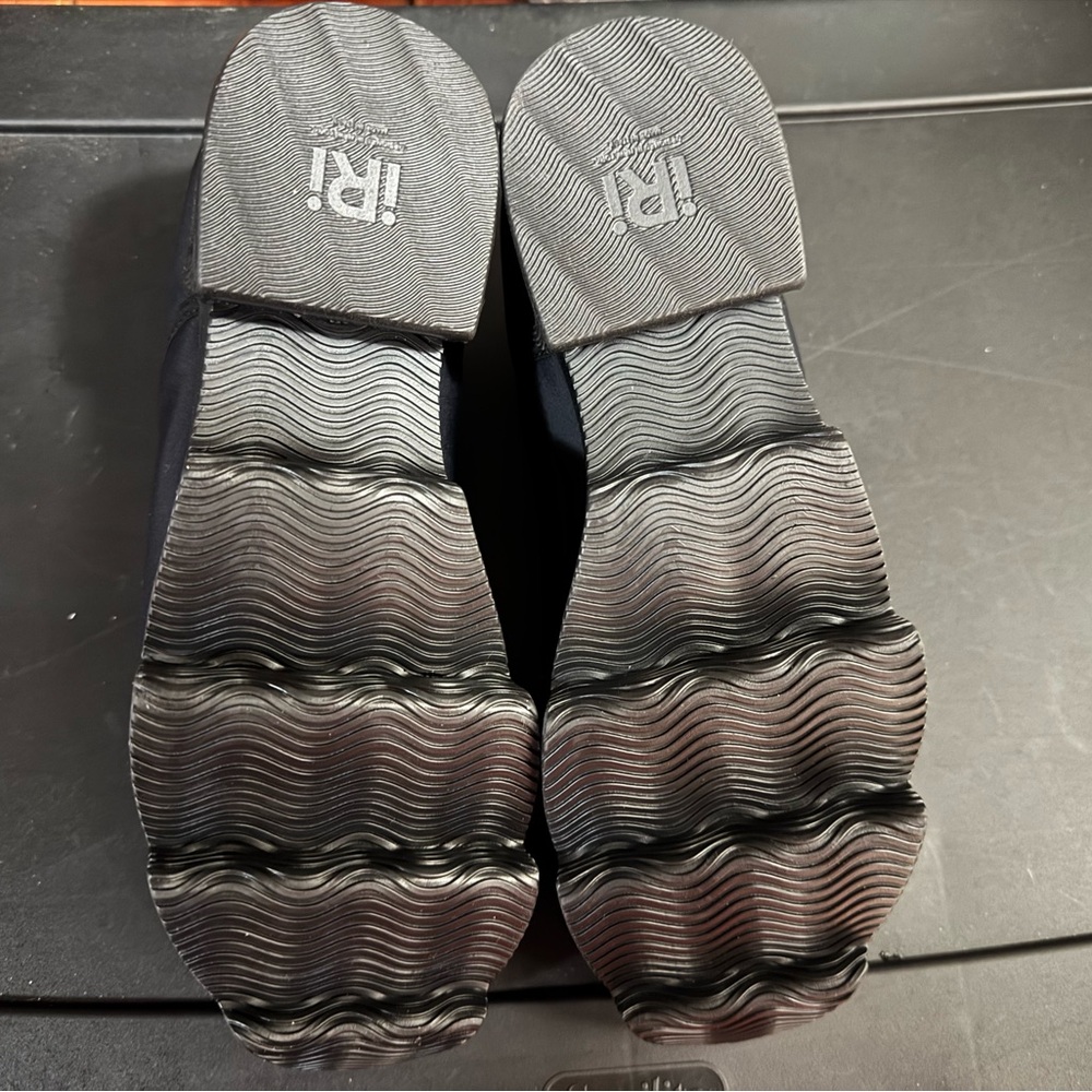 Iris Charcoal Wave Sole Sneakers